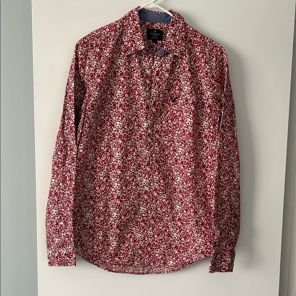 American Eagle Outfitters Red and White Floral Shirt
